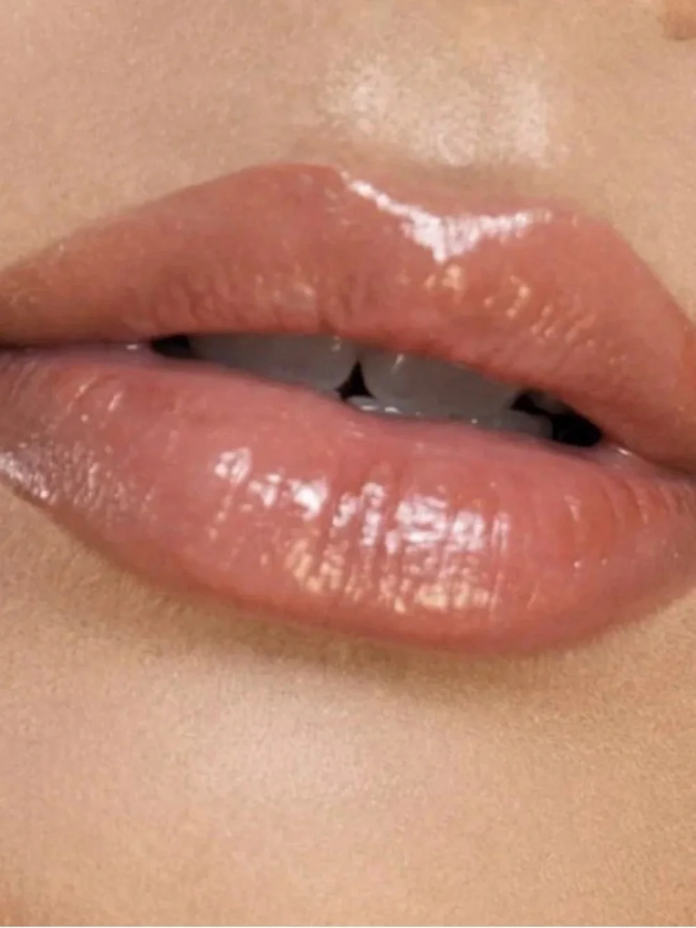 Mellow Cosmetics Liquid Lip Gloss- St Tropez